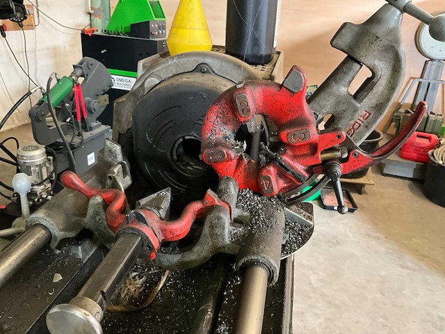 Ridgid 535a draadsnijmachine - afbeelding 8 van  10
