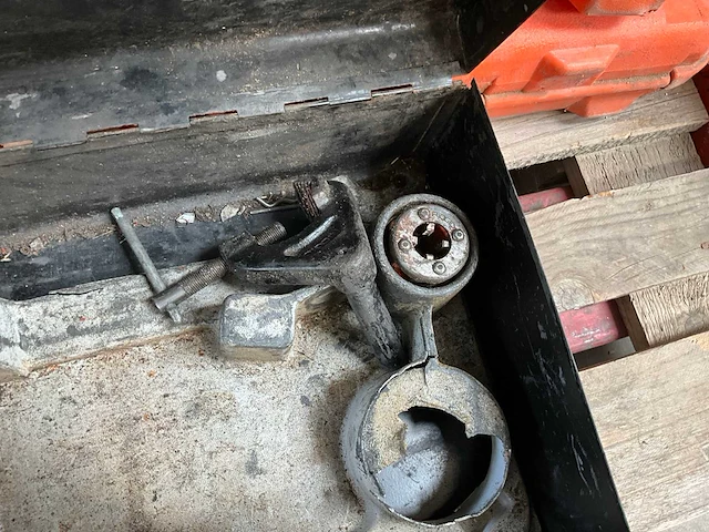 Ridgid 600 draadsnijmachine - afbeelding 3 van  7