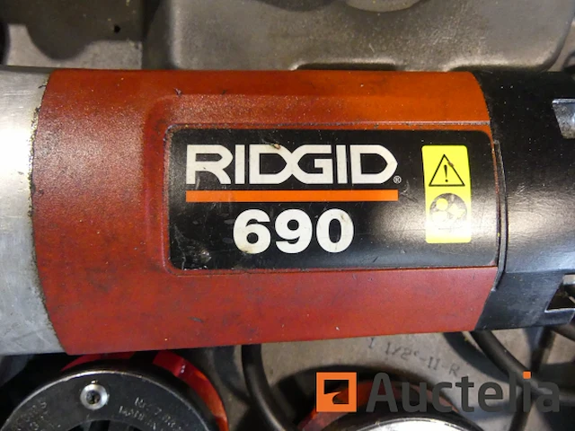 Ridgid 690 draadsnijmachine - afbeelding 4 van  9