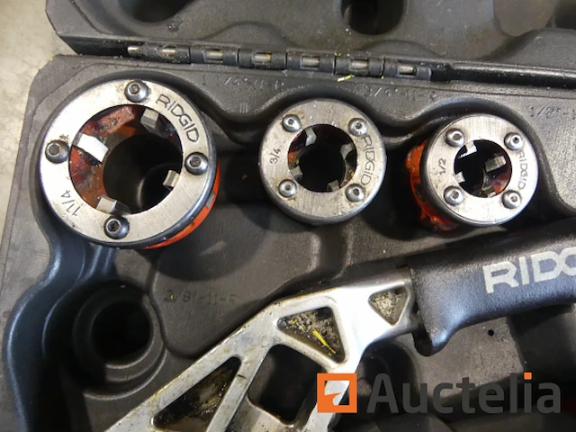 Ridgid 690 draadsnijmachine - afbeelding 5 van  9