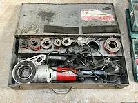Ridgid 690 draadsnijmachine - afbeelding 1 van  2