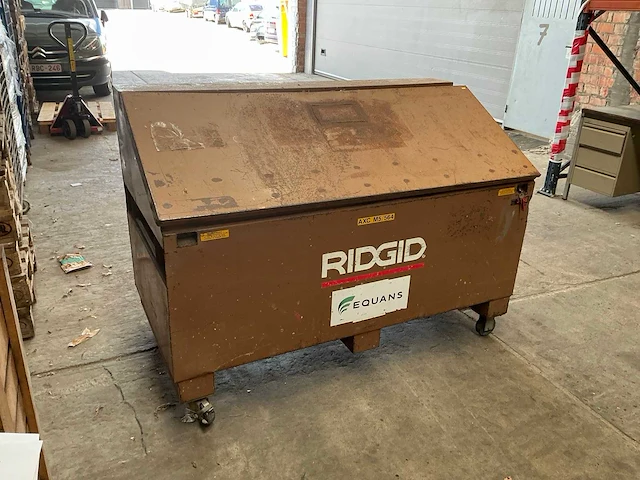 Ridgid plaatstalen mobiele gereedschapskist - afbeelding 3 van  7