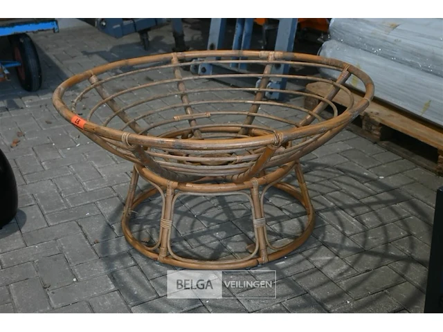 Rieten tafel uit 2 delen - afbeelding 1 van  4