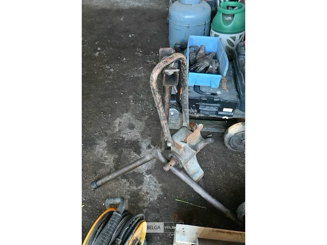 Rigid draadsnijmachines type 1233 en driepikkel - afbeelding 2 van  5