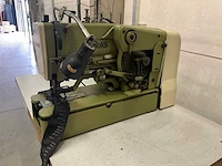 Rimoldi knoopsgatenmachine type 800-150 - afbeelding 6 van  8