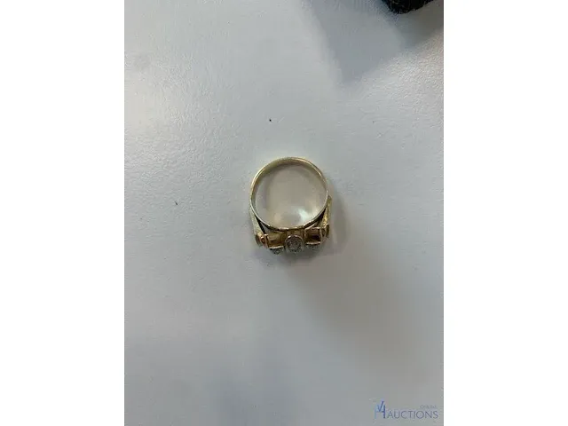 Ring in goudkleurige uitvoering - afbeelding 2 van  5