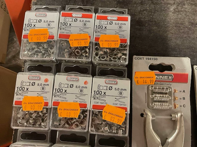 Ringen en tangen - afbeelding 3 van  5