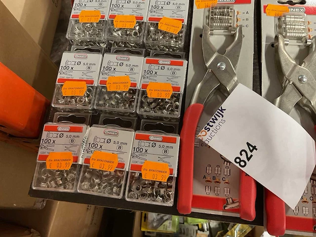 Ringen en tangen - afbeelding 5 van  5