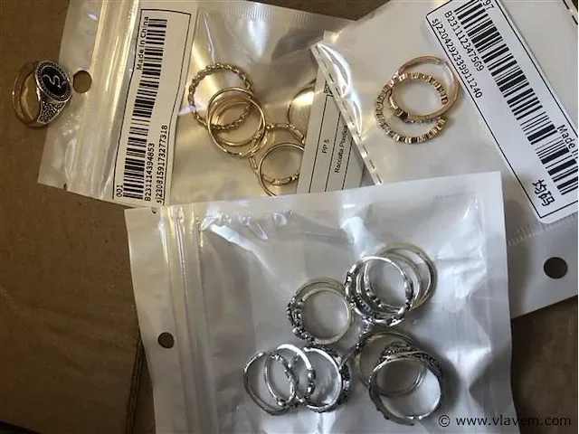Ringen - afbeelding 1 van  1