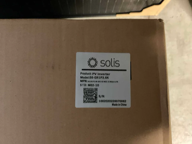 Risen 400 solis s6-gr1p zonnepaneel set (10x) - afbeelding 3 van  4