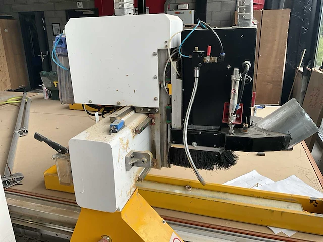 Riva 40000 cnc platenfrees voor hout, houtcomposiet en kunststoffen - afbeelding 5 van  23