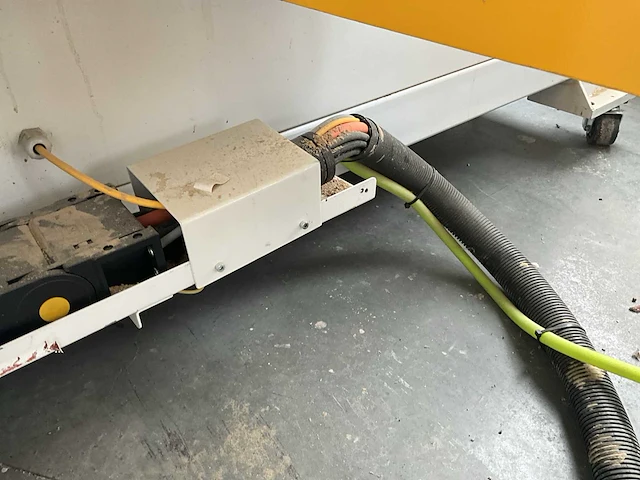 Riva 40000 cnc platenfrees voor hout, houtcomposiet en kunststoffen - afbeelding 7 van  23