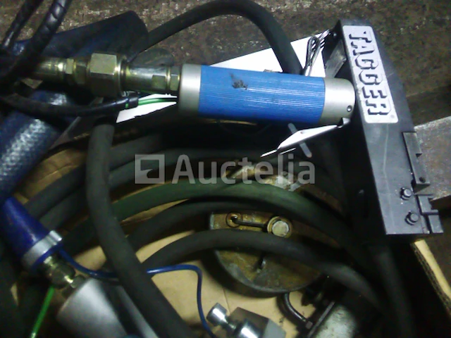 Rivclinch t 38o krimpmachine - afbeelding 6 van  10
