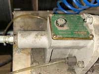 Riveteertang op rolkar - afbeelding 6 van  9