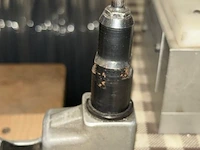 Riveteertang op rolkar - afbeelding 4 van  4