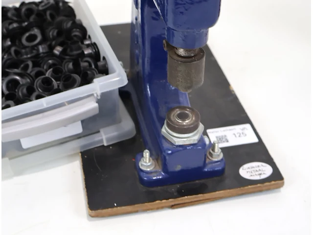 Rivetteer materiaal (x4) - afbeelding 3 van  7
