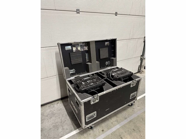 Robe - mmx - moving head - 2016 - afbeelding 2 van  7