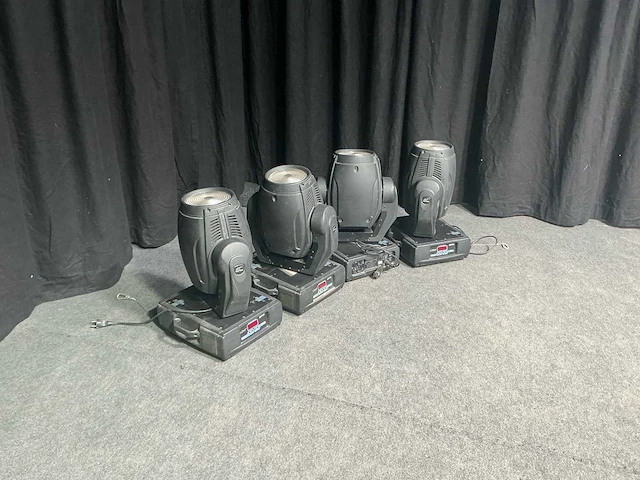 Robe wash 250 moving head - afbeelding 10 van  16