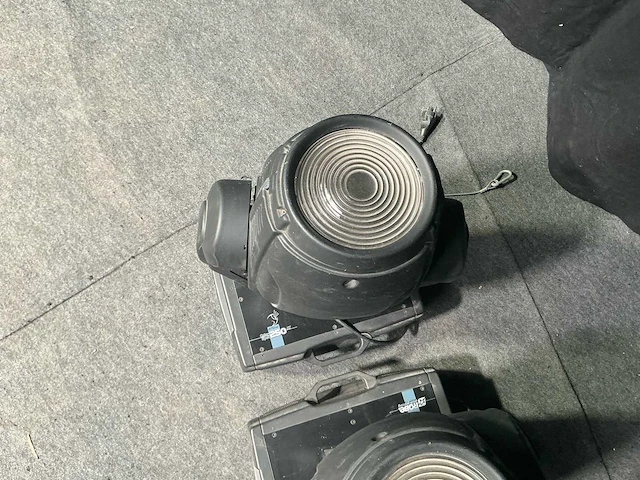 Robe wash 250 moving head - afbeelding 15 van  16