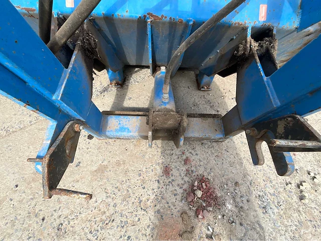 Robert hb1000 oogstmachine-hakselaar - afbeelding 10 van  10