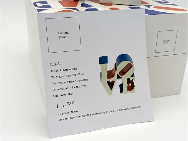 Robert indiana (na) - love sculptuur - afbeelding 5 van  7