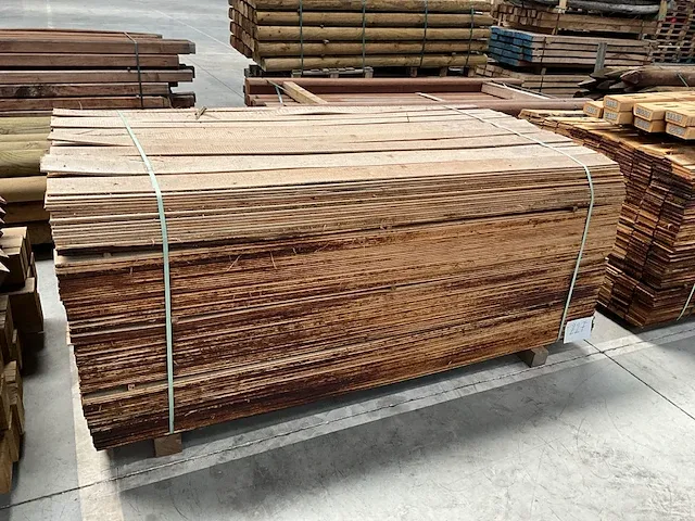 Robinia latten - afbeelding 1 van  4