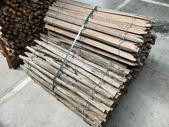 Robinia robinia rol hekwerk - afbeelding 3 van  3