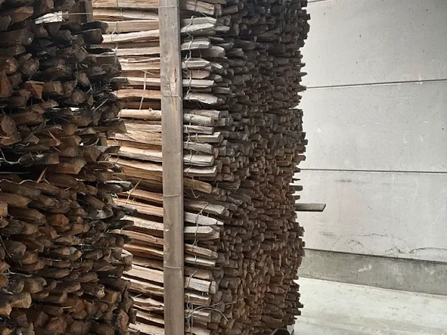 Robinia rol hekwerk - afbeelding 1 van  3