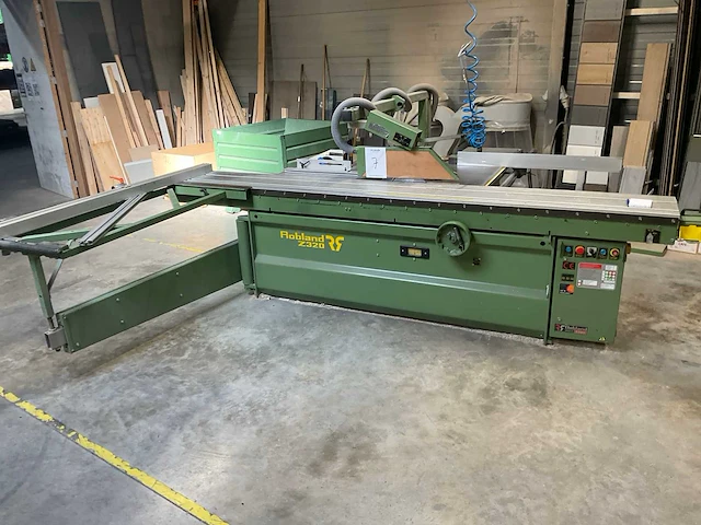 Robland z320 paneelcirkelzaagmachine - afbeelding 1 van  10
