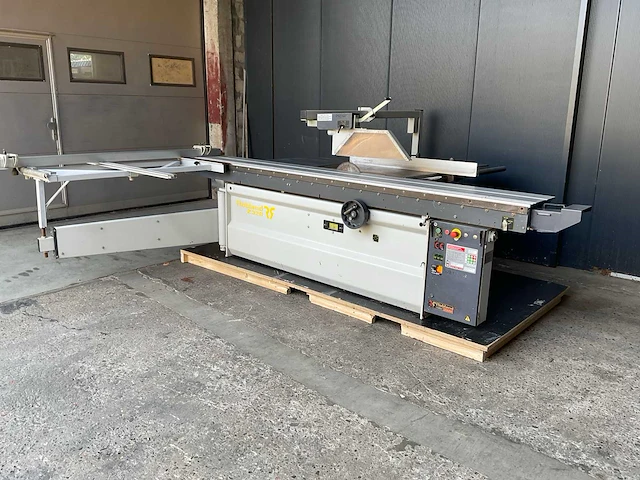 Robland z320 paneelcirkelzaagmachine - afbeelding 1 van  10