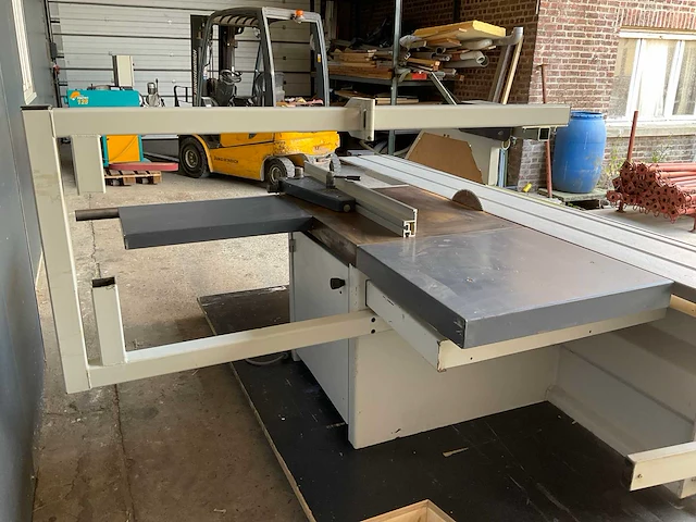 Robland z320 paneelcirkelzaagmachine - afbeelding 7 van  10
