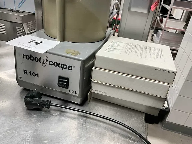 Robocoupe r101 snijmachine - afbeelding 2 van  3