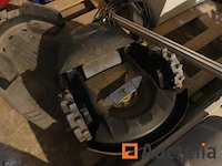 Robomow rx12u grasmaaier robot - afbeelding 1 van  3