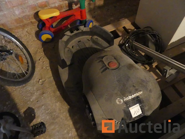 Robomow rx12u grasmaaier robot - afbeelding 3 van  3