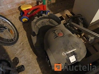 Robomow rx12u grasmaaier robot - afbeelding 3 van  3