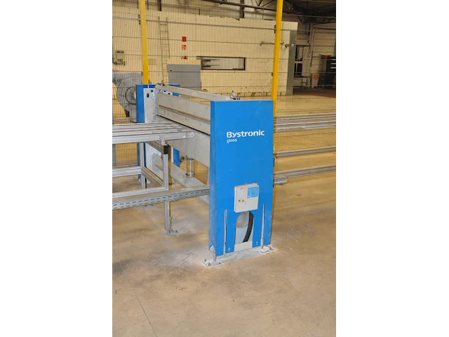 Robot abb ab + 2 rotating platform + brushing machine + belt conveyor - afbeelding 7 van  10