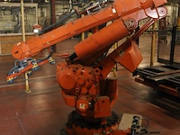 Robot abb incl. loading station & belt conveyor - afbeelding 1 van  8