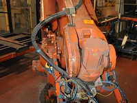 Robot abb incl. loading station & belt conveyor - afbeelding 7 van  8