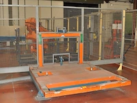 Robot abb incl. loading station & belt conveyor - afbeelding 8 van  8