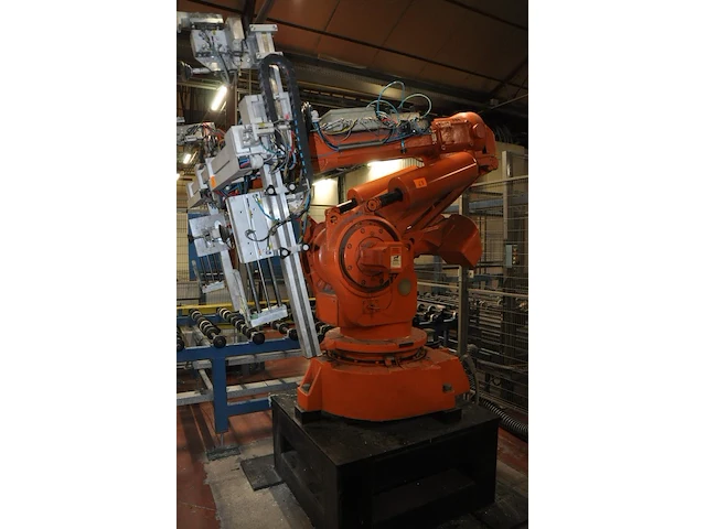 Robot abb - afbeelding 1 van  10