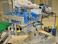 Robot abb - afbeelding 1 van  4
