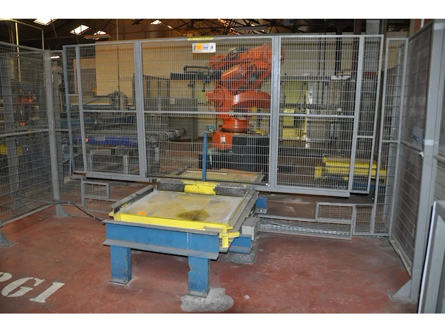 Robot abb - afbeelding 1 van  5