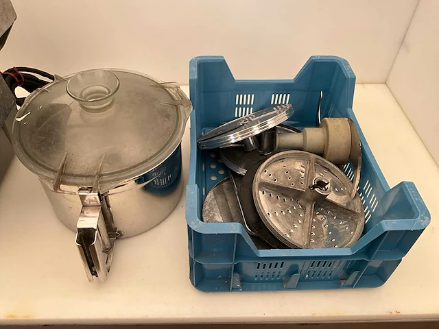 Robot coup r 502 vv groentensnijder - afbeelding 2 van  2