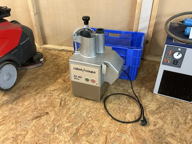 Robot coupe cl 50 ultra snijmachine - afbeelding 1 van  5