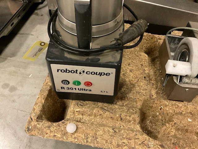 Robot coupe r301 ultra bowl cutter - afbeelding 2 van  4