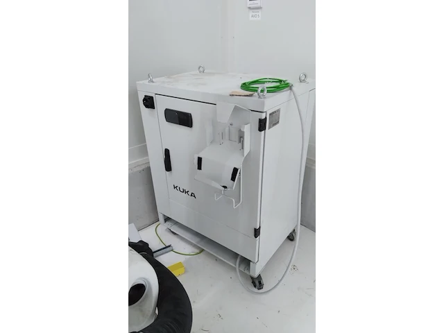 Robot kuka - afbeelding 4 van  7