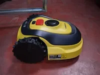 Robotmaaier powerplus powxg6305 18li-ion 2.5af max. 500m2 met toebehoren en lader nieuw in doos - afbeelding 11 van  13
