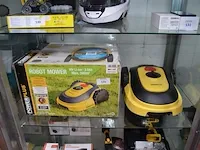 Robotmaaier powerplus powxg6305 18li-ion 2.5af max. 500m2 met toebehoren en lader nieuw in doos - afbeelding 1 van  13