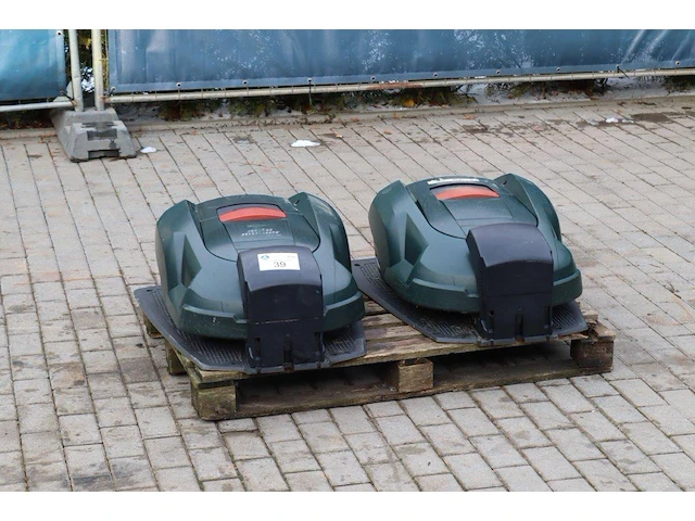 Robotmaaiers husqvarna elektrisch 2011 - afbeelding 1 van  1