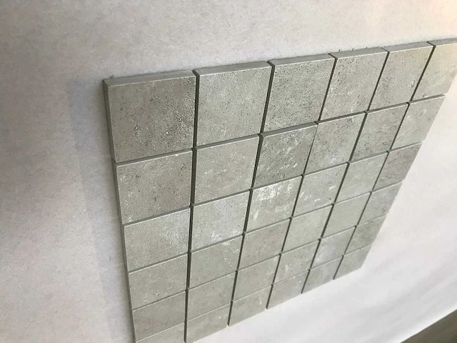 Rocersa 30x30 belfort gris mosaico 5x5 3,6 m² - afbeelding 1 van  3